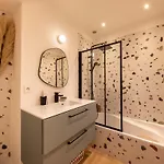 Apartment Spacious And Pleasant 3 Bedroom Flat