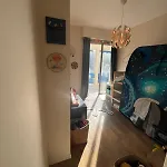 Spacious And Pleasant 3 Bedroom Flat ניס