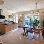 Apartment Spacious And Pleasant 3 Bedroom Flat