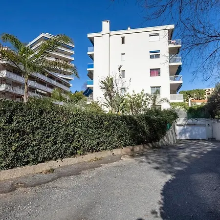 Spacious And Pleasant 3 Bedroom Flat Appartement