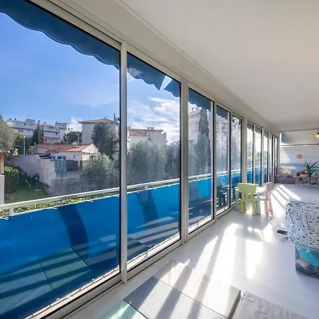 Spacious And Pleasant 3 Bedroom Flat Appartement