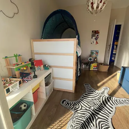 公寓 Spacious And Pleasant 3 Bedroom Flat 尼斯